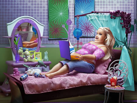 Kilolu Barbie Bebek